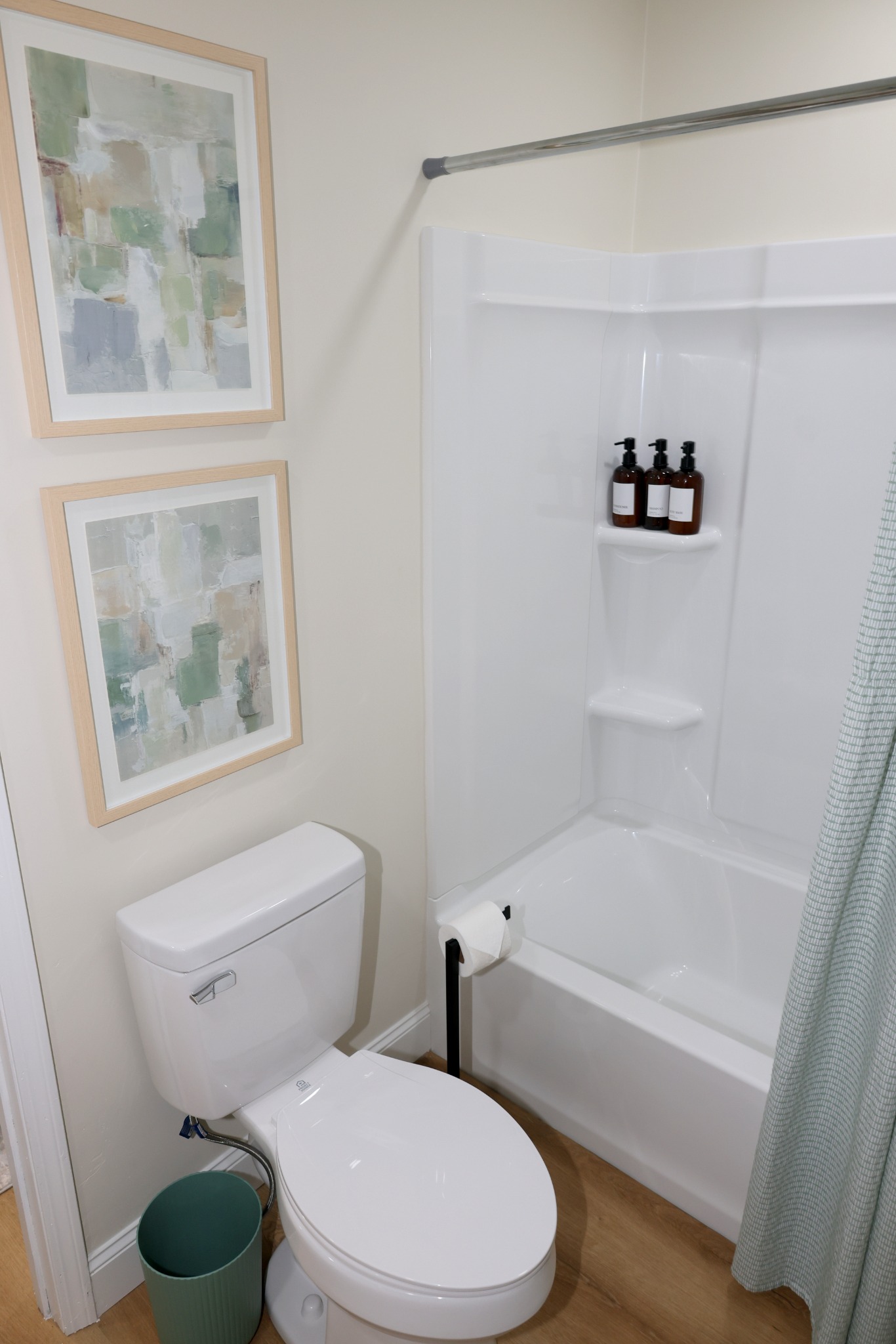 Additional bathroom with tub/shower combo, fresh towels, and thoughtful guest essentials