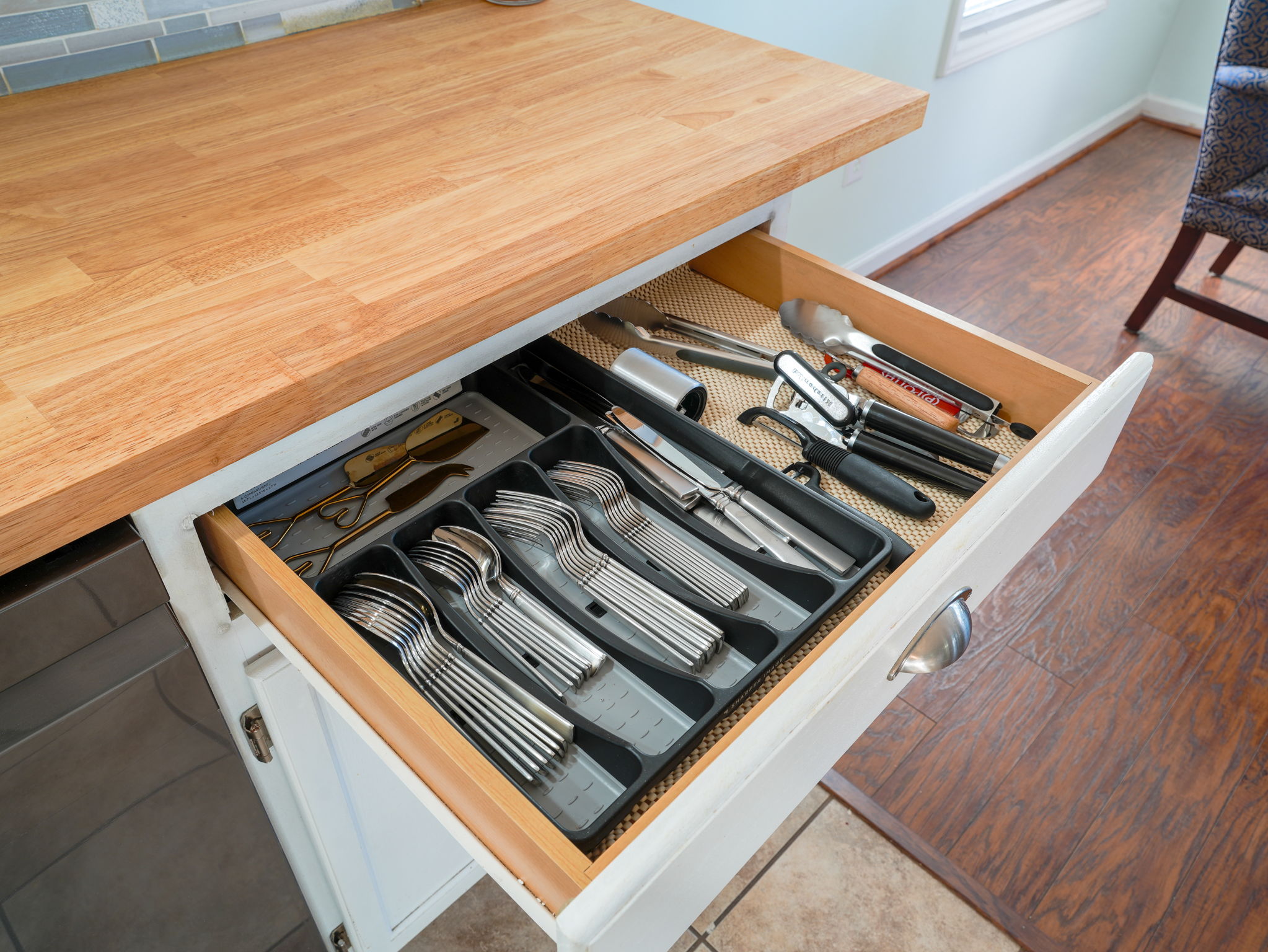 Full Silverware set