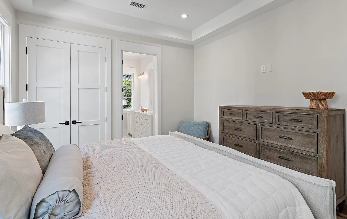 3rd Bedroom (1st Floor)