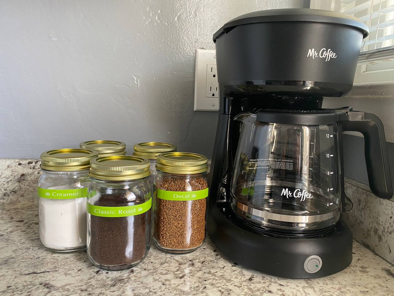 Full coffee bar