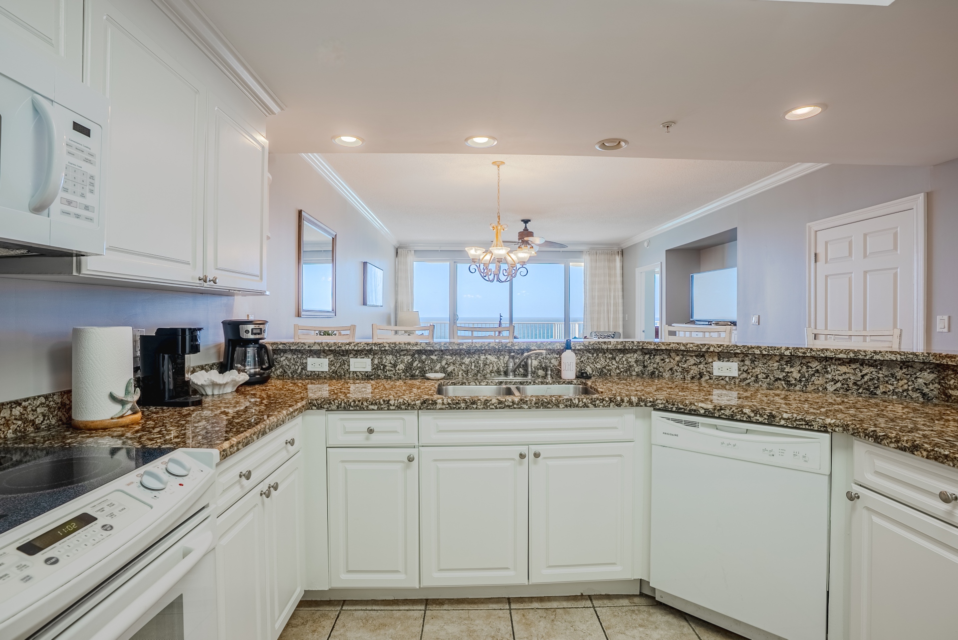 Large kitchen with all appliances