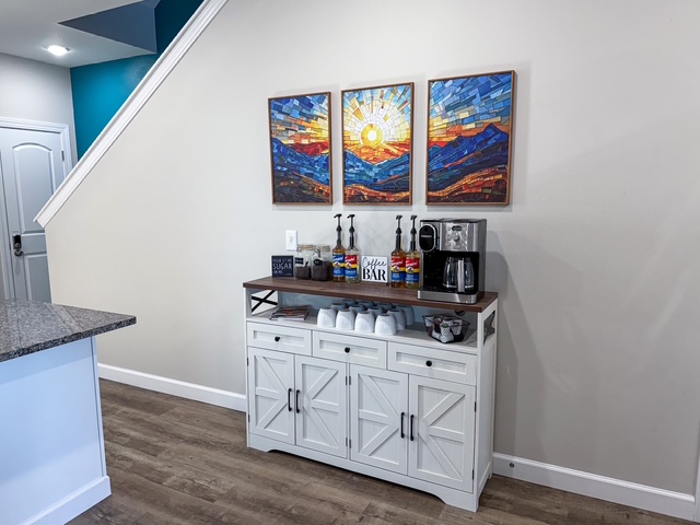 Full coffee bar with plenty of additional storage space