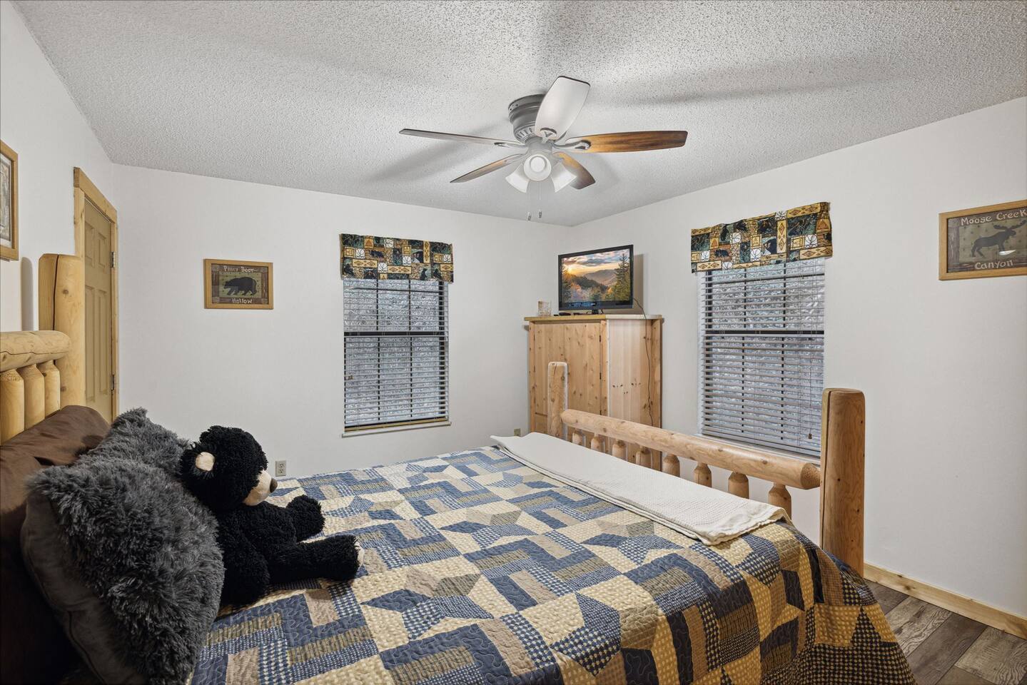 2nd Queen Bedroom