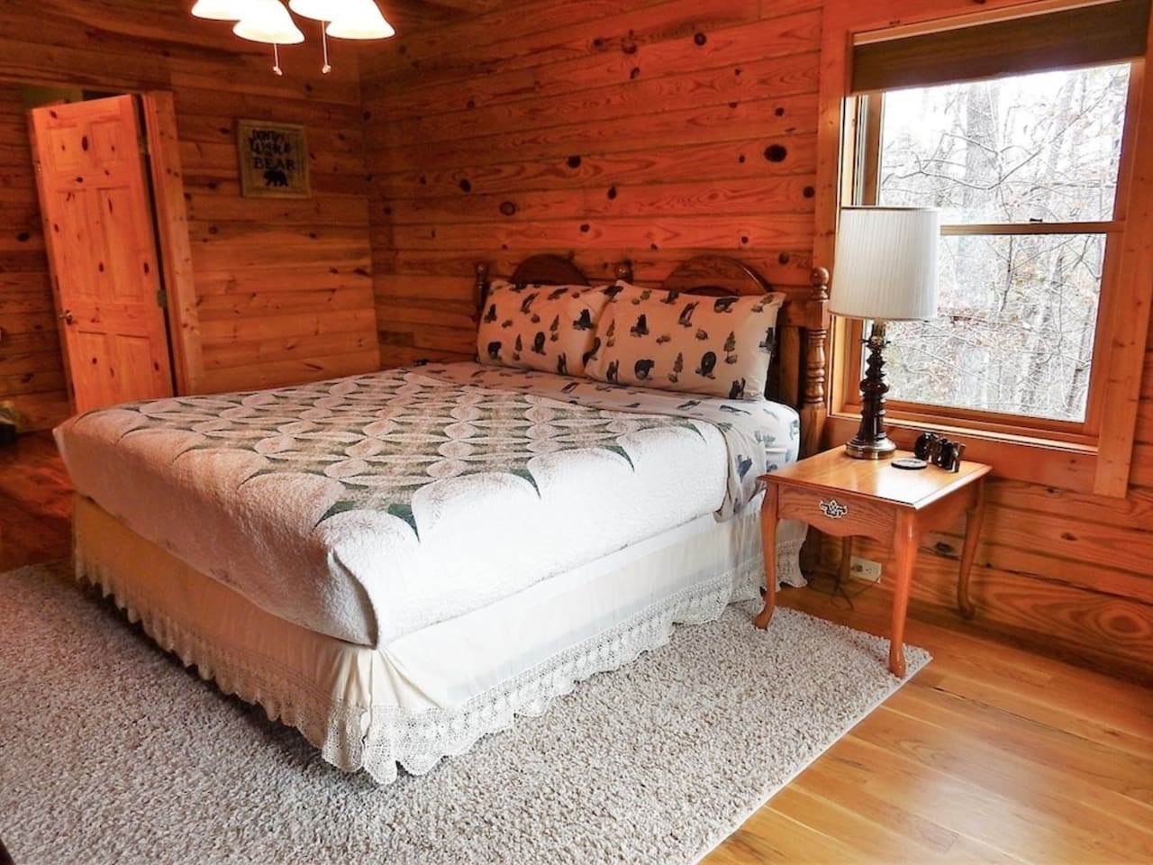 Primary bedroom #1 on main level of the cabin
