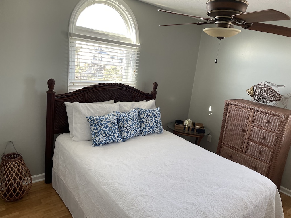 Top Floor Queen Bed