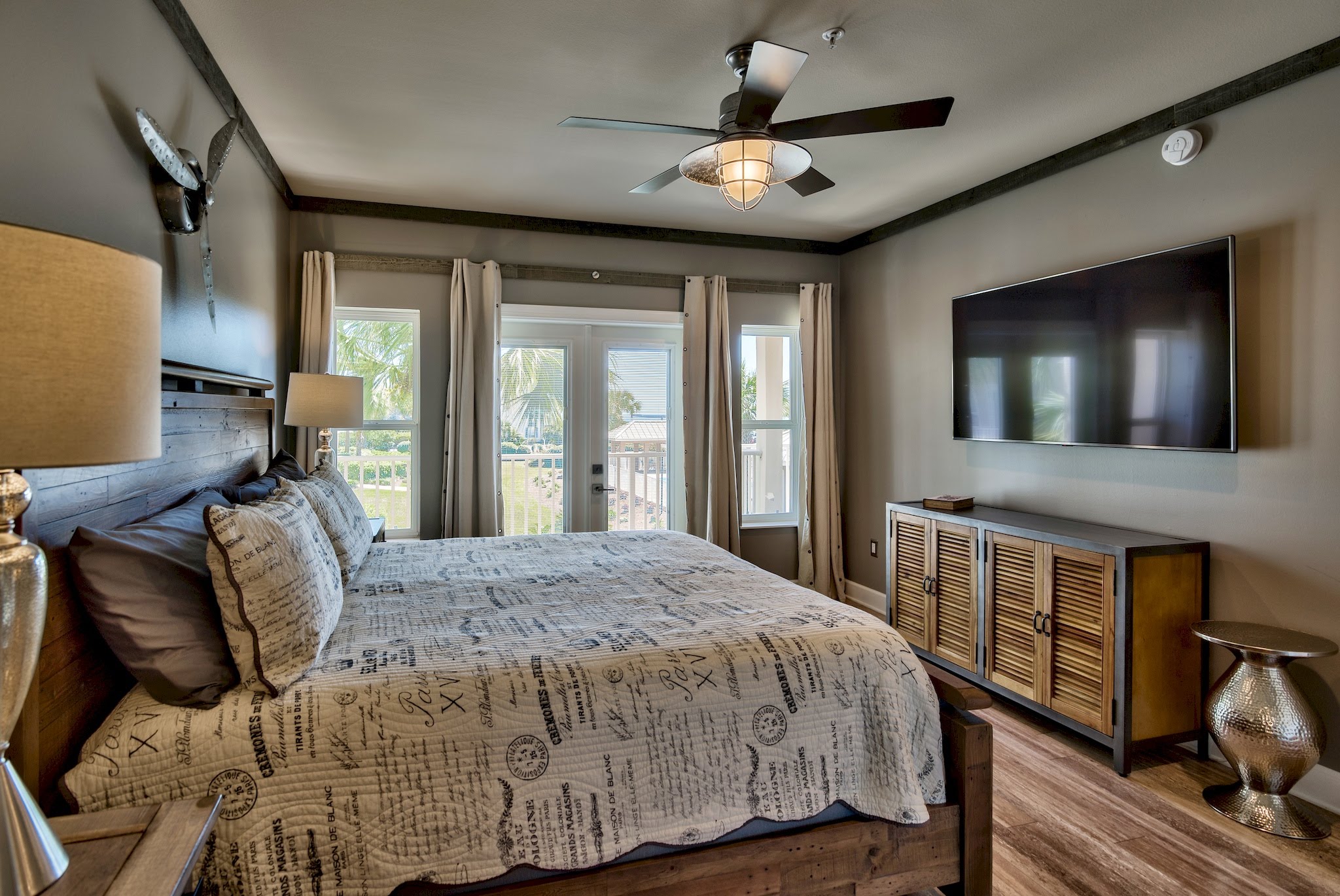 Master King Bedroom with Gulf Views and 65 inch TV