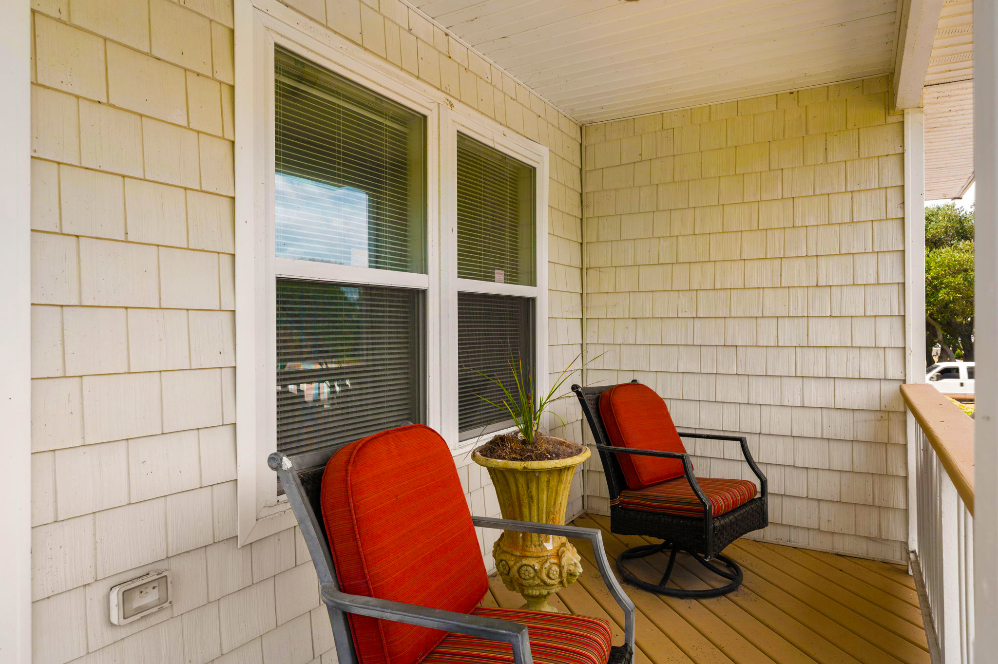Soundside Pearl — Wrap-Around Deck (2)