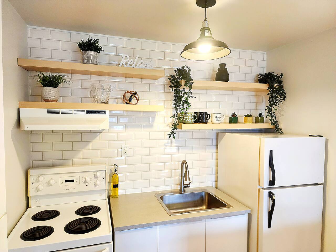 A convenient kitchenette ready for every stay.