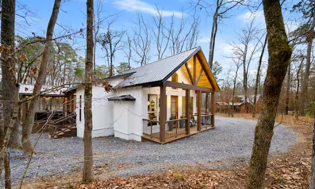 Peaceful woodland retreat with plenty of privacy
