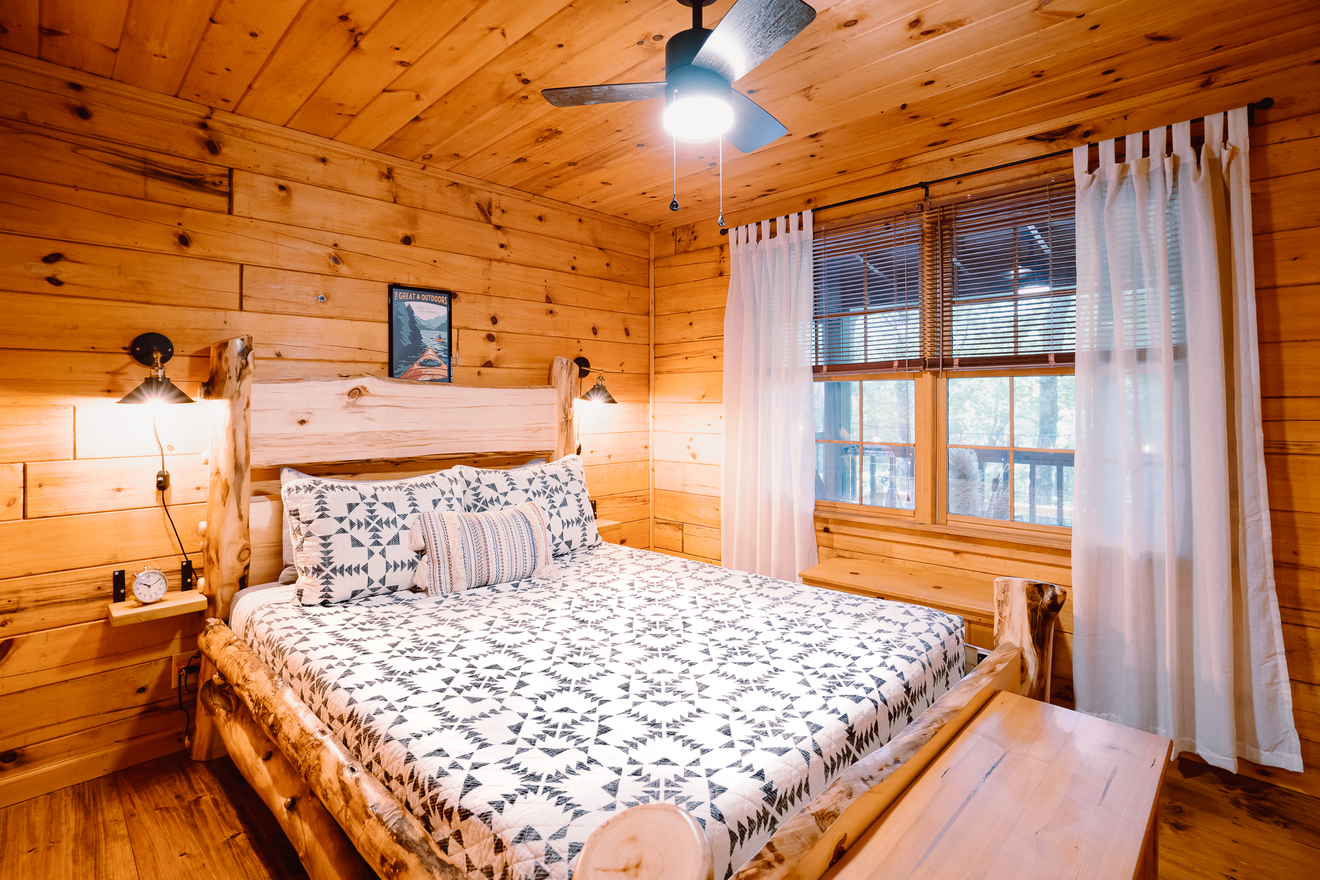 Bedroom 2 - Modern custom queen bed with memory foam mattress and pillows