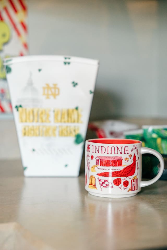 Light snacks are available upon arrival, and include our famous local Orville Redenbacher popcorn! 