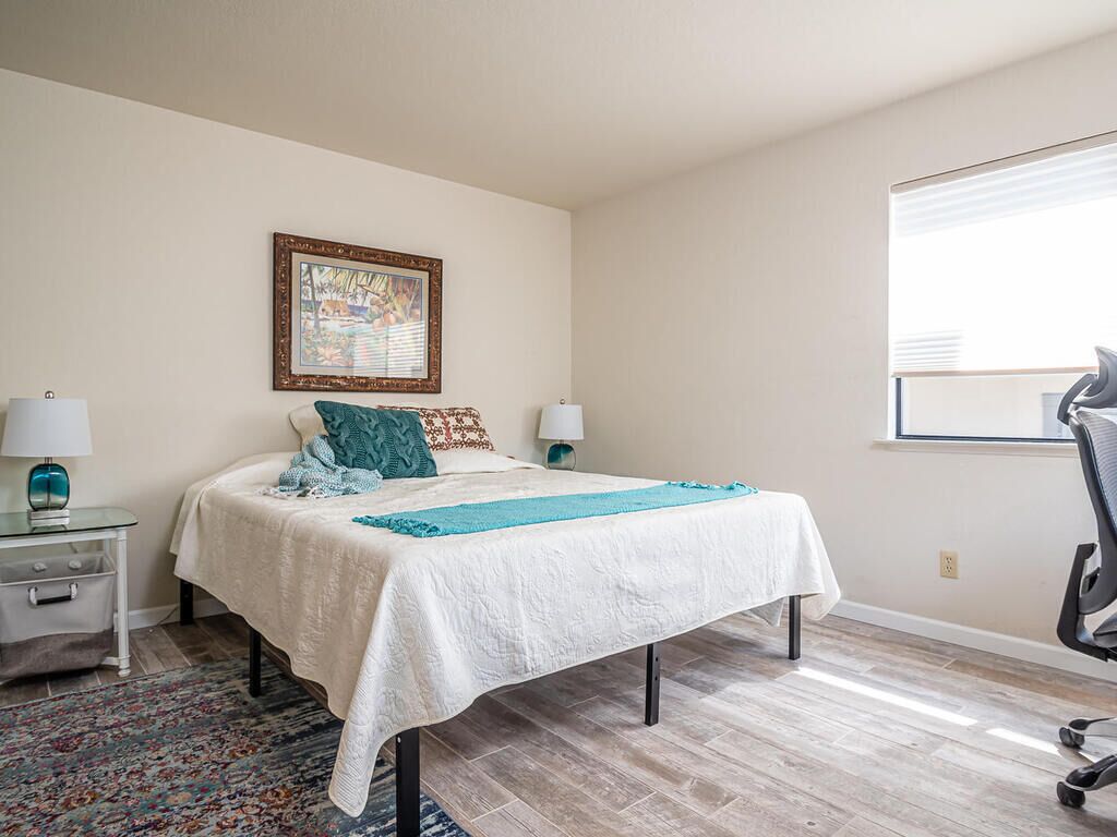 Primary bedroom - king size bed