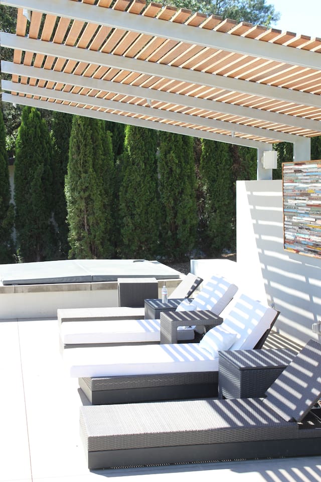 Relax poolside on these chaise lounges