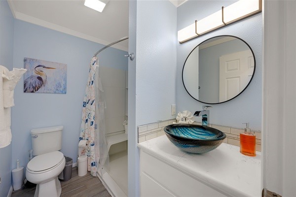 Master bath Maw-maws