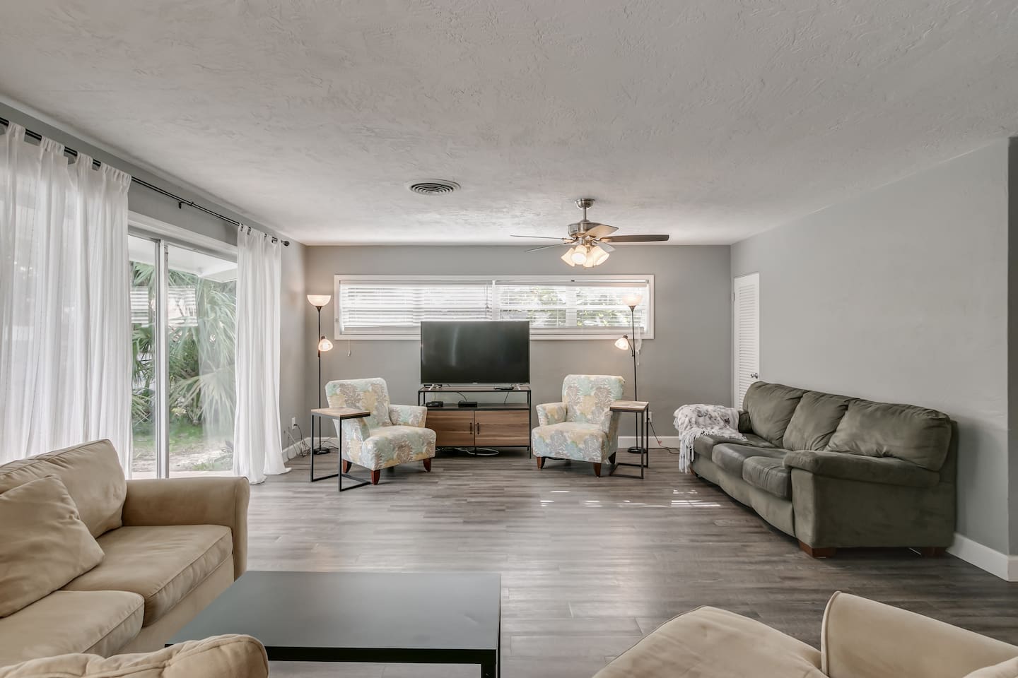 Spacious Living Area with Pull out Sofa