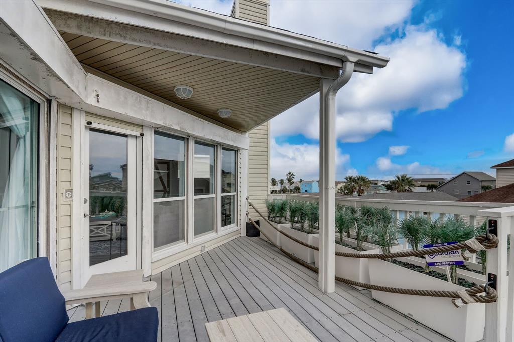 b0c3ed54a3d04523b31e7c96ce220dbc | Beachhouse | Texas | TX | Vacation Homes | Galveston | Crystal Beach | Kokomo | Breezy Days | Beachfront Elegance | Sunrise Serenity | Southern Sands Property Management, LLC