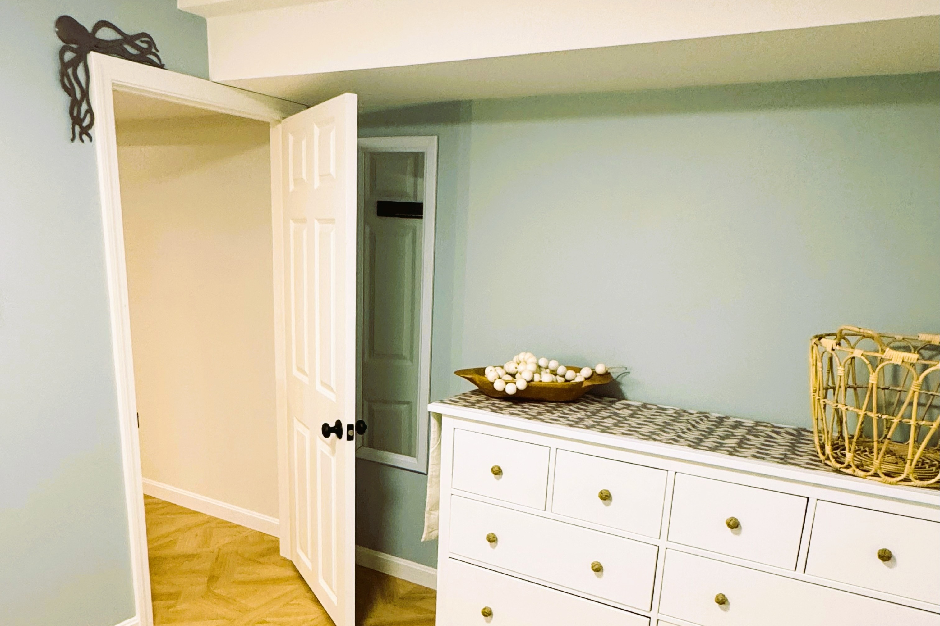 Lower Level "Cool Water" Bedroom