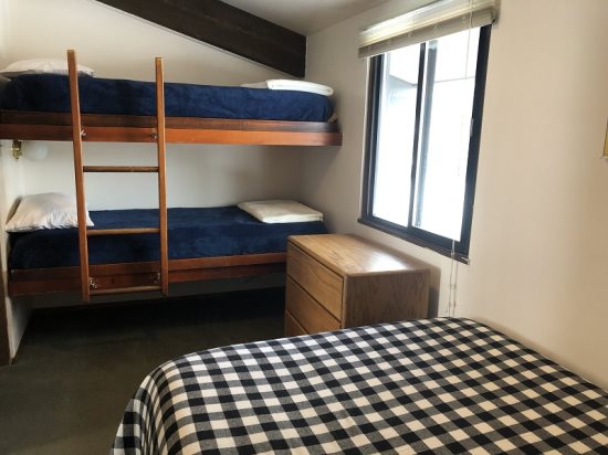 Bedroom: Twin Bunkbeds.