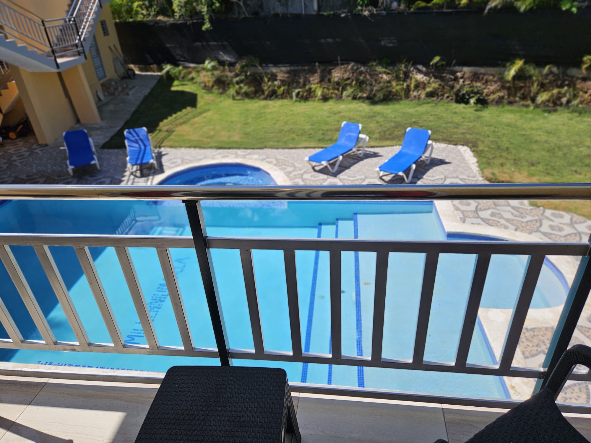 Lawn / Pool / Event space