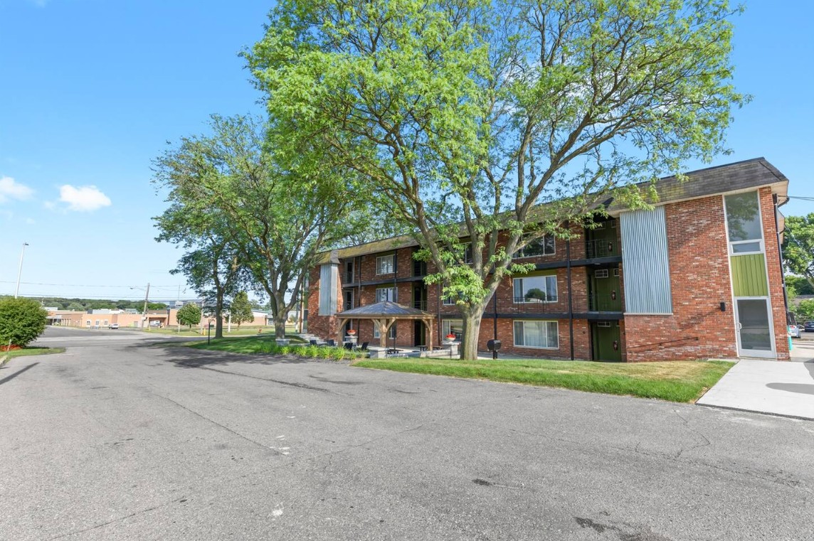 Enjoy the peaceful residential vibe of this well-kept apartment building.