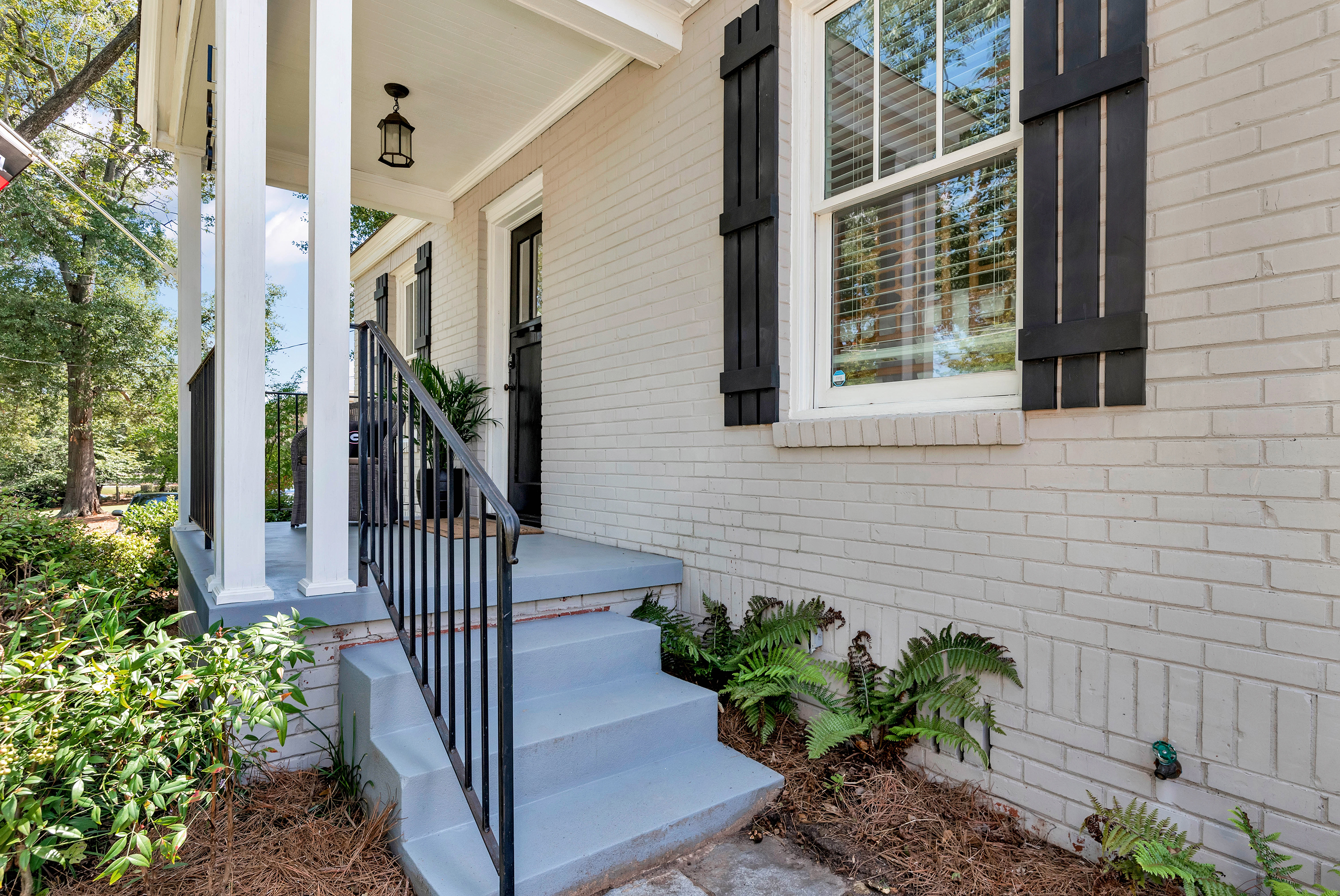 Front entryway