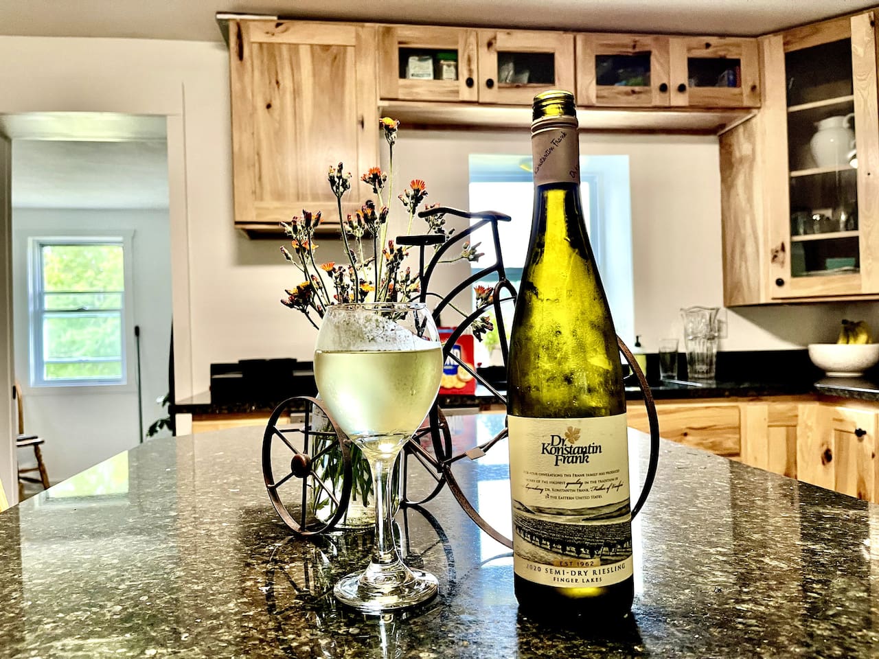 Gourmet kitchen with granite countertops, hickory cabinets and lots of amenities. Local breweries and wineries are a scenic drive away.