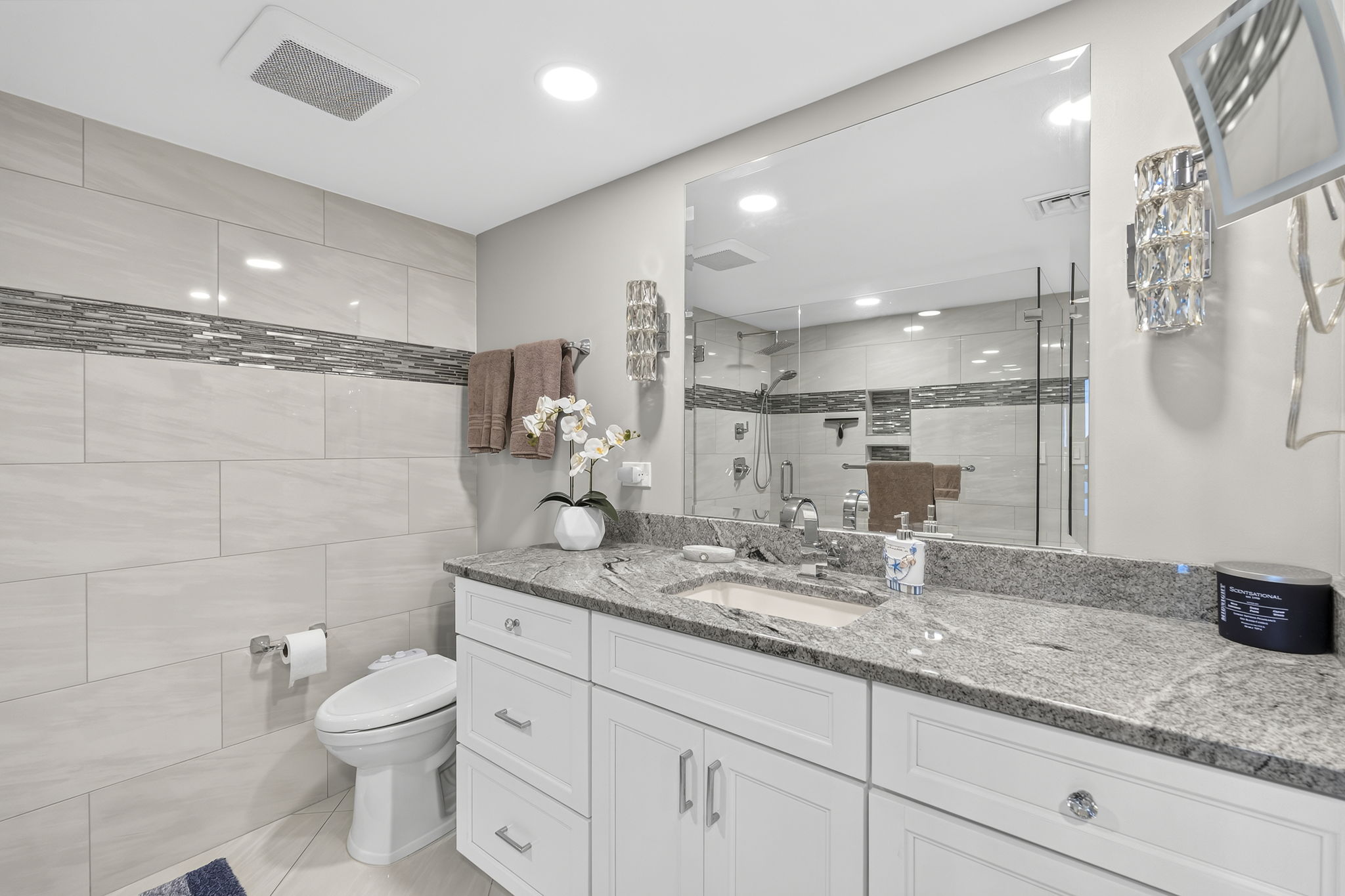 Ensuite Bathroom with walk in shower, bidet, granite vanity and more