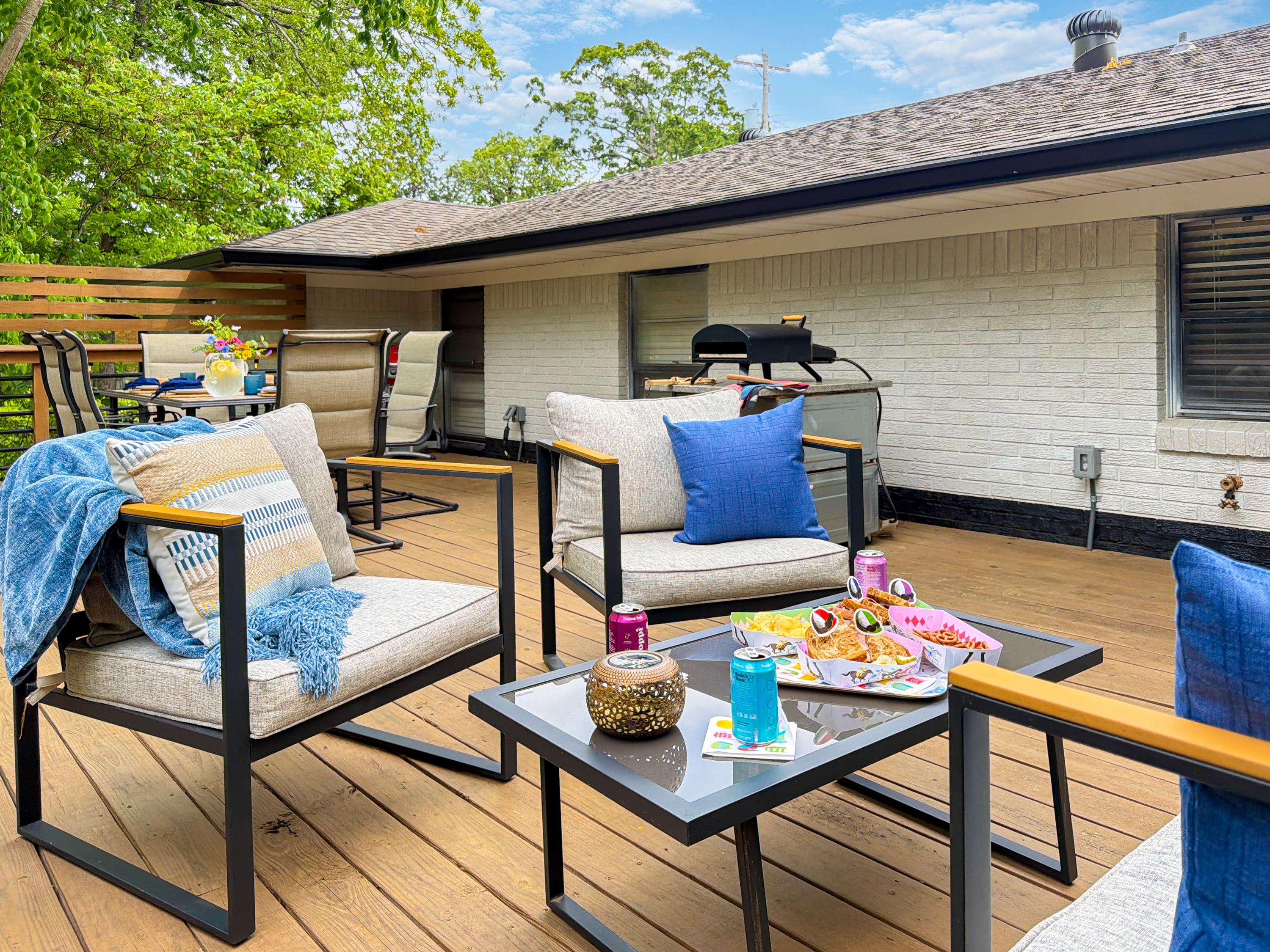 Bring your drinks and snacks out here.