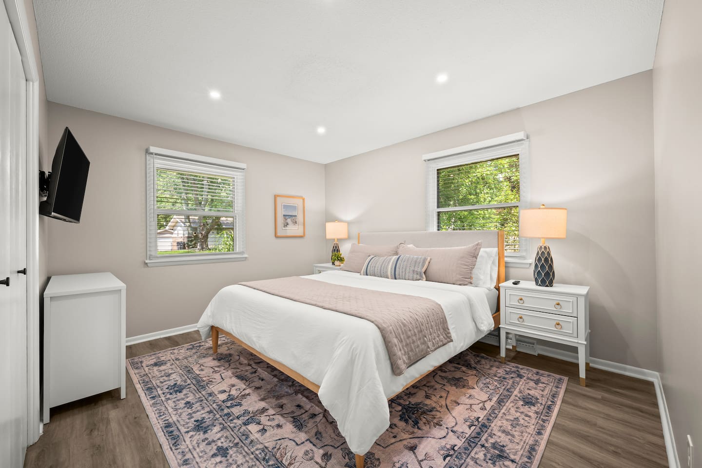 A true king bedroom with Smart TV gives couples a comfortable retreat while the second bedroom sleeps four.