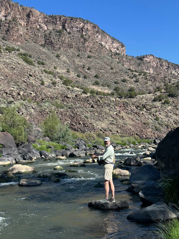 Fly fishing the Rio Grande