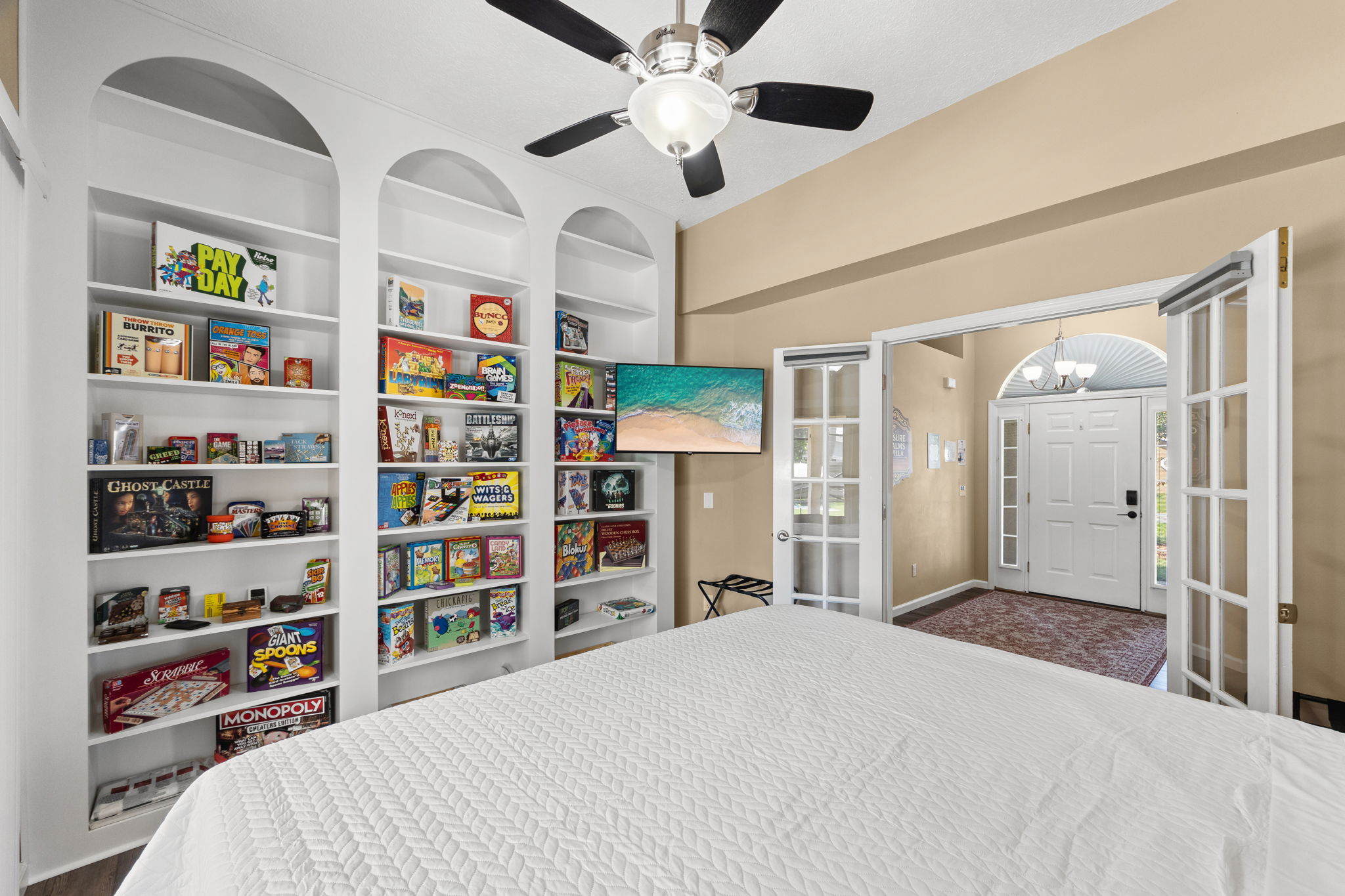 The ultimate setup for relaxation and fun! Unwind in a comfortable king-size bed while watching the 43-inch wall-mounted TV, or pick a favorite from our fully stocked board game shelves for an epic family game night.