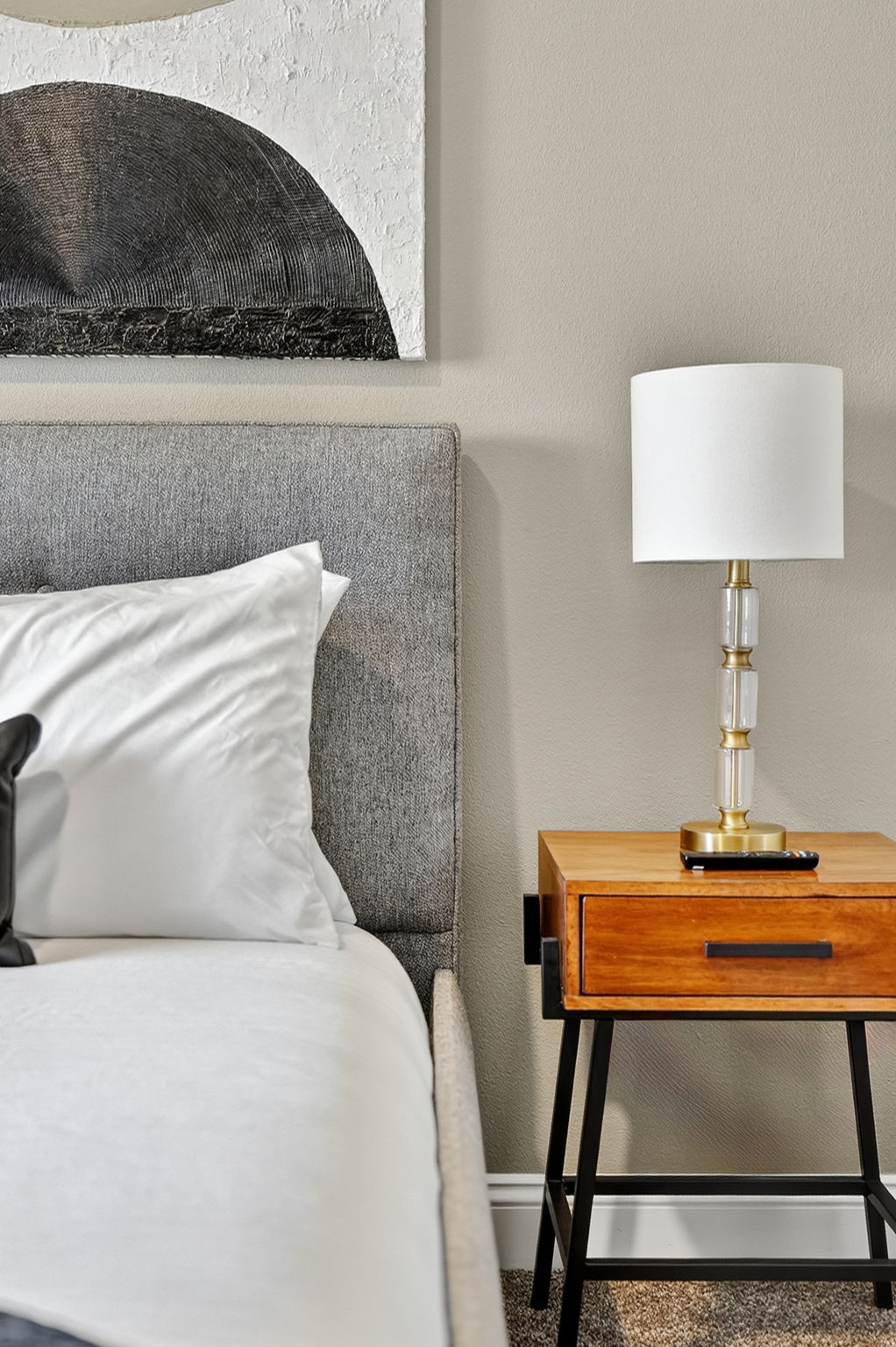Simple and modern design throughout.