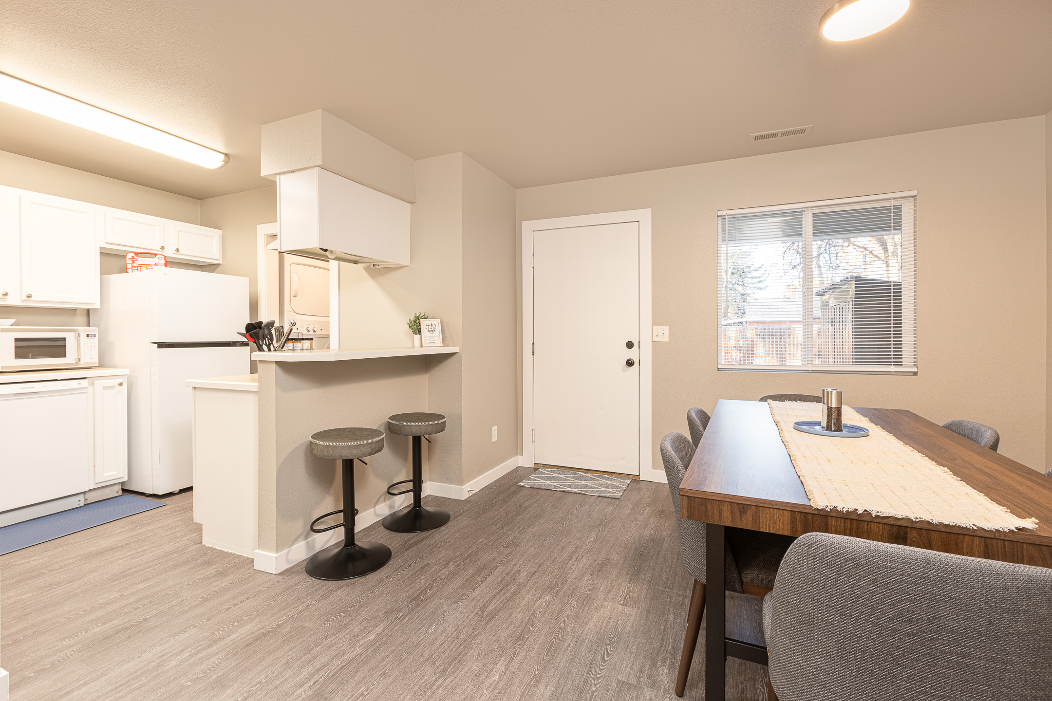 3008 Regan – Dining Area
Dining space perfect for shared meals and conversation.