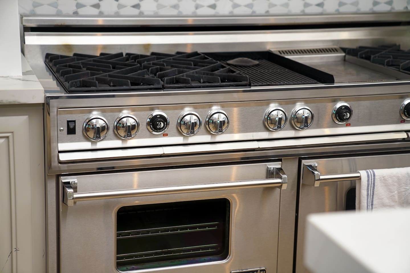 Need lots of burners, lots of ovens? We have you covered!