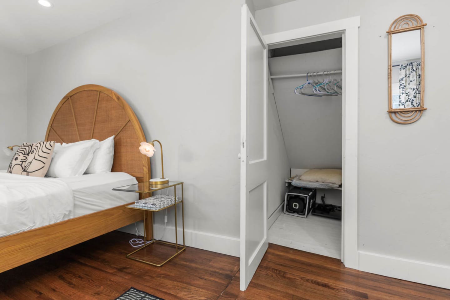 Ensuite Bedroom #1 - Closet