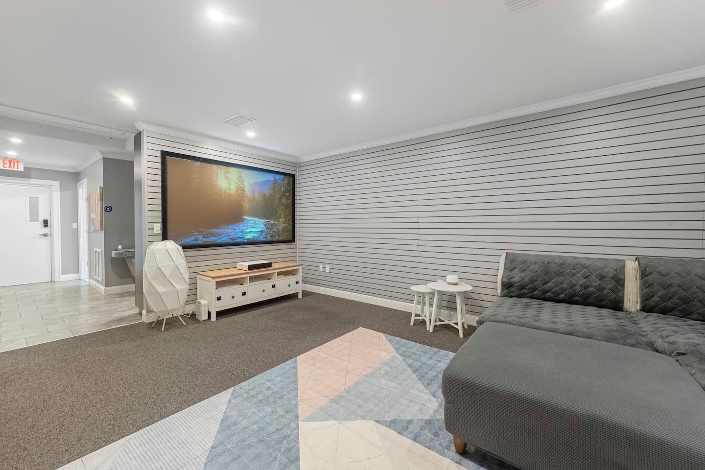 Comfortable 2BR w/ EV charger & Workspace 6