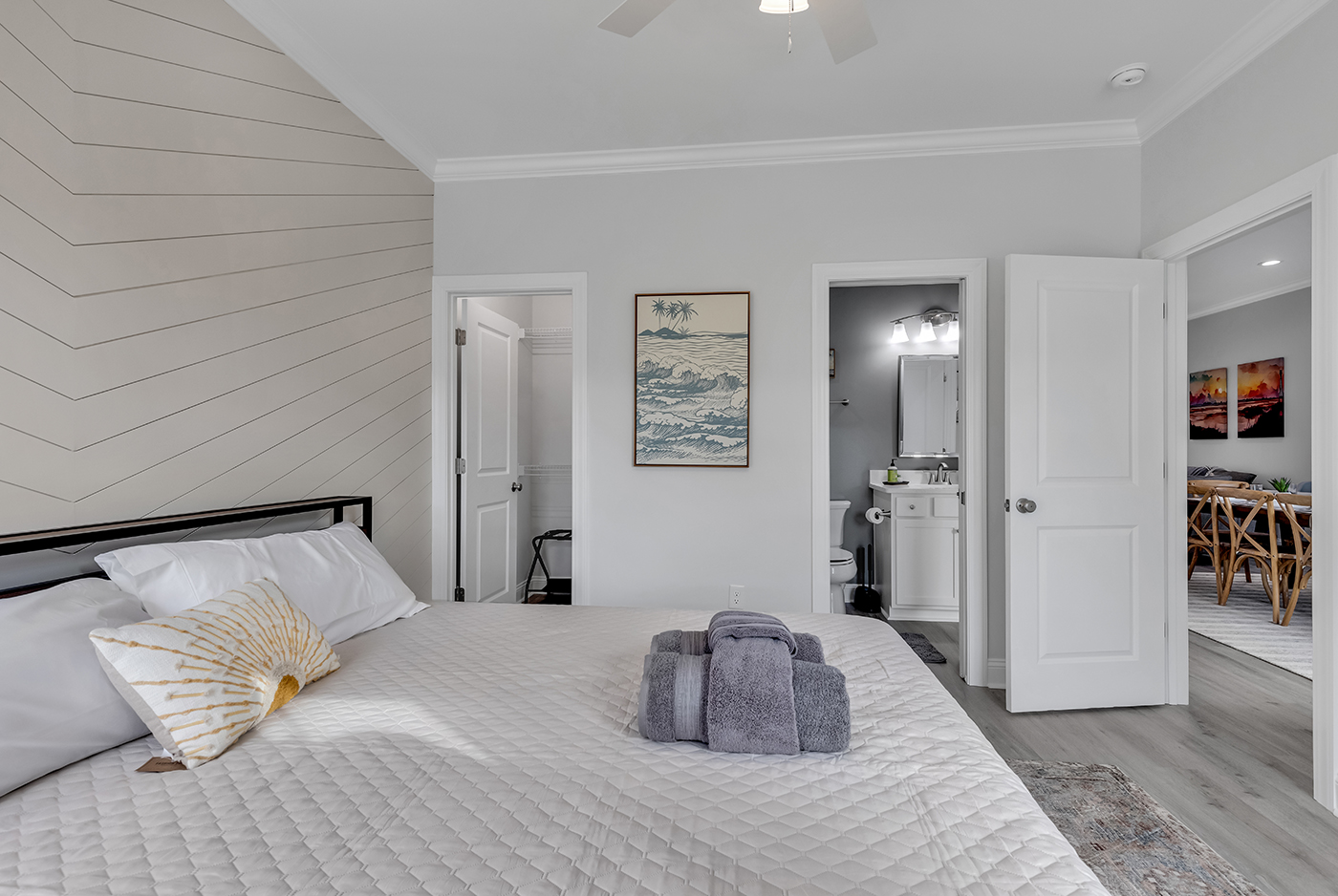 Discover serenity and opulence in our 4th Bedroom haven. Boasting a luxurious King bed, an en-suite bath for extra convenience, and entertainment on a 55" Roku TV, it's your personal escape within our retreat. Unwind and recharge in this tranquil sanctuary