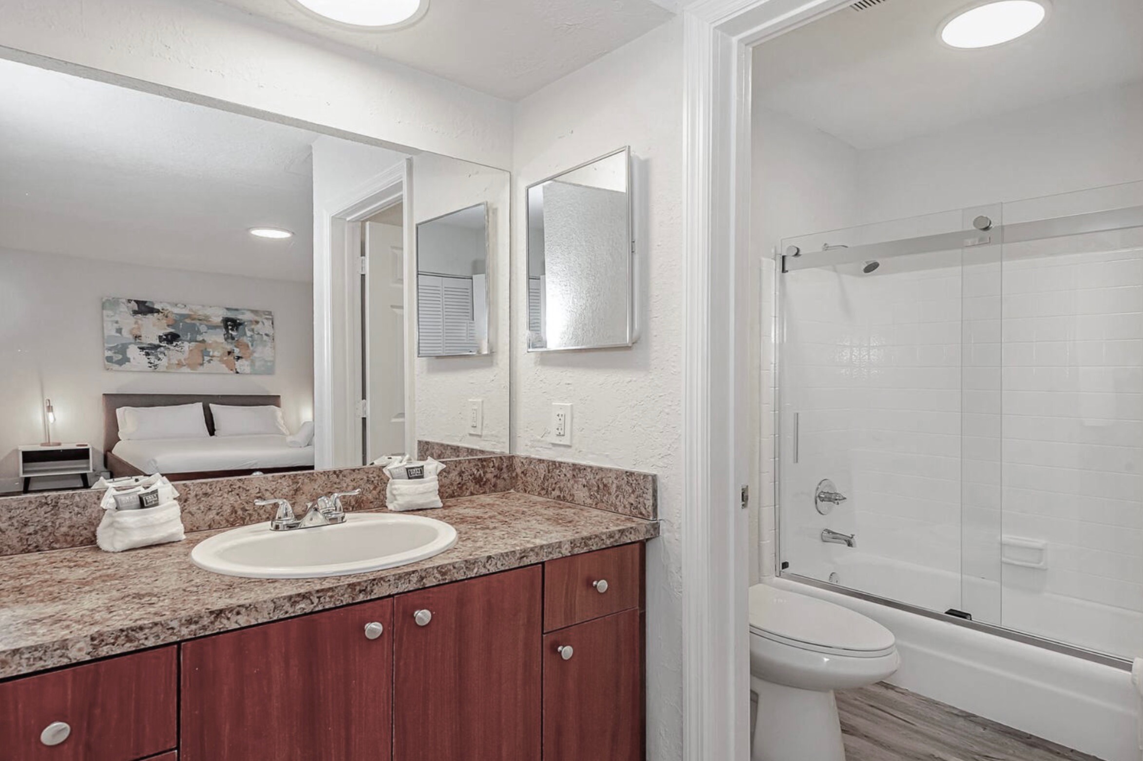 Private en suite bathroom in master bedroom