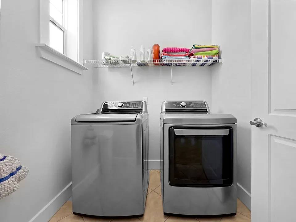 New washer and dryer with complimentary beach towels to use.  Iron, steamer provided.