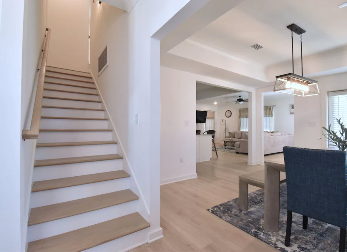 Stairs to 2nd Floor