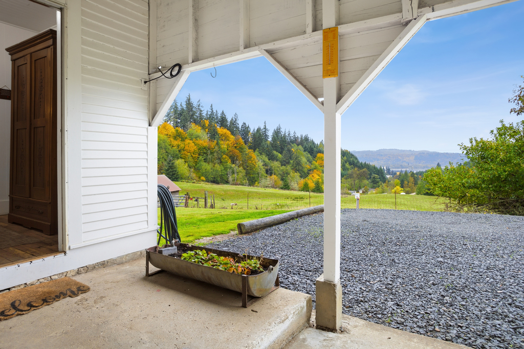 Entrance through Porch to Kitchen