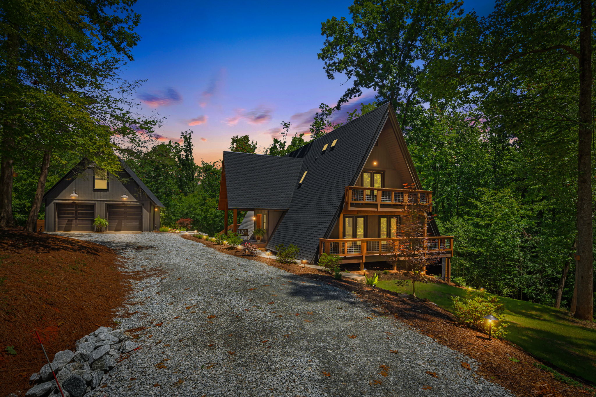 You'll be charmed by the stylish A-frame architecture, beautiful landscaping, with stone walls and cozy spaces. Each bedroom has access to a private balcony for morning coffee listening to the birds or evenings searching for fireflies.