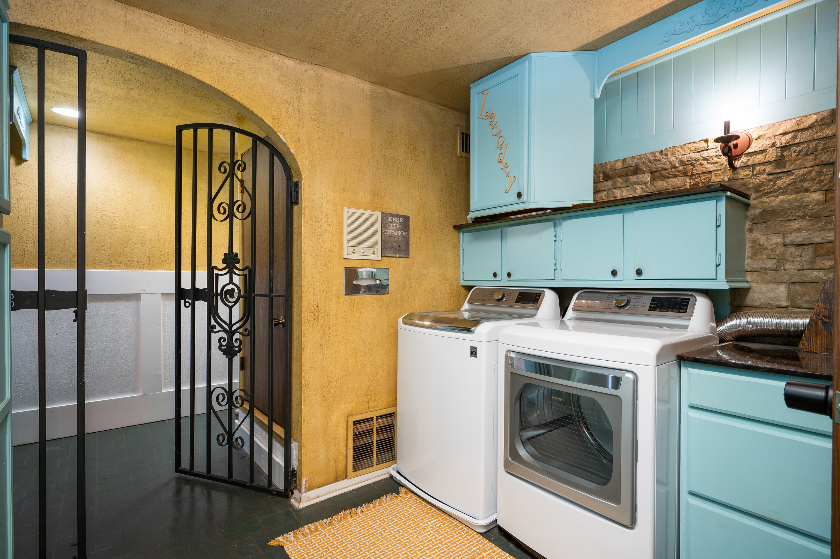 Equipped with full size washer and dryer.  Access to laundry room is through the downstairs living room. Access does require stairs. 