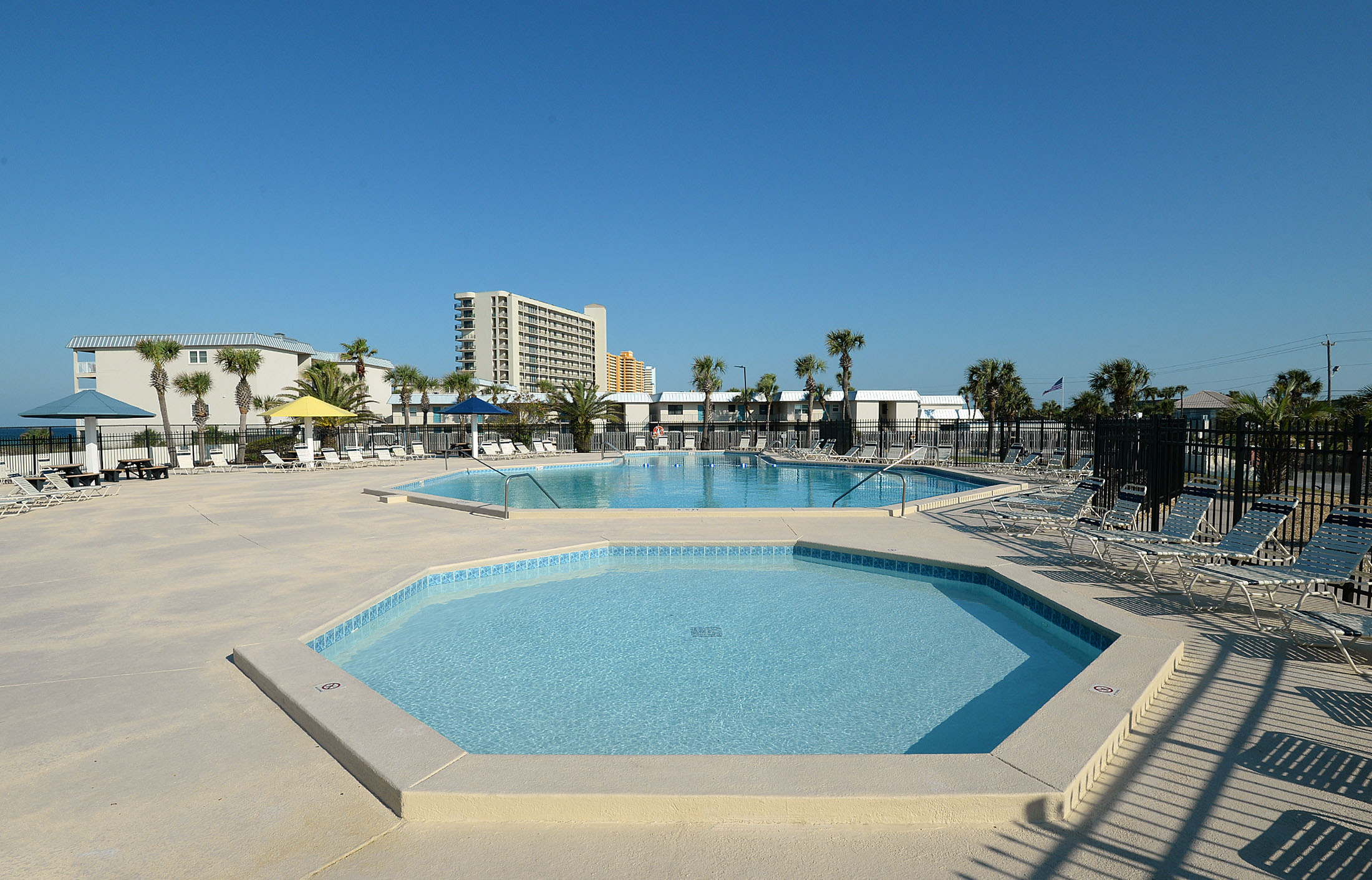 Beach-front kiddie pool