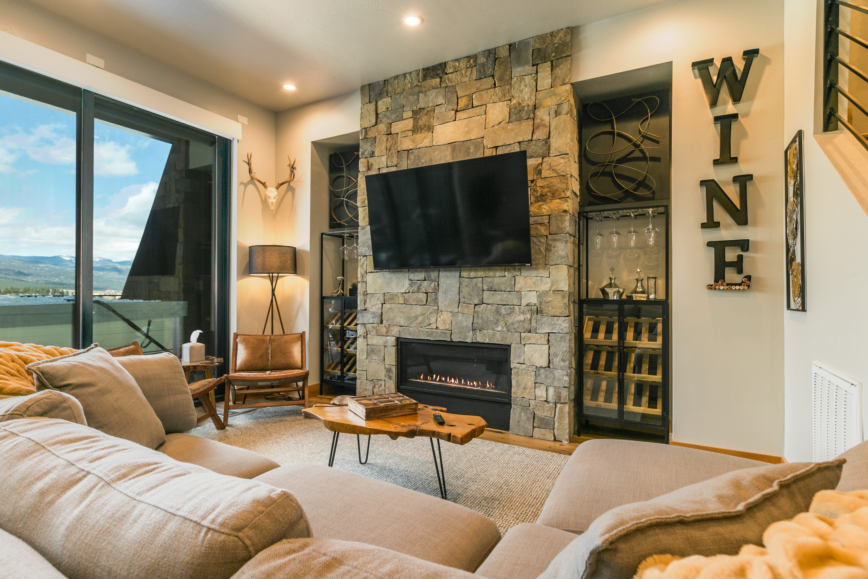 The Village View Retreat: Steps from the Lift