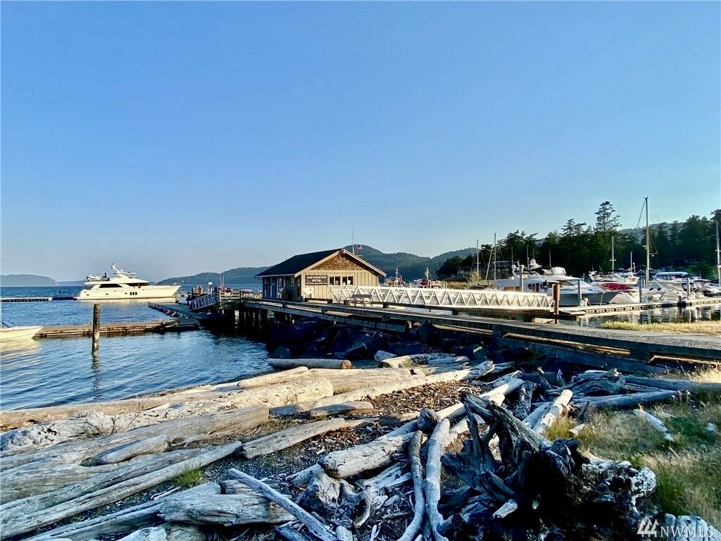 Beautiful Cascade Bay