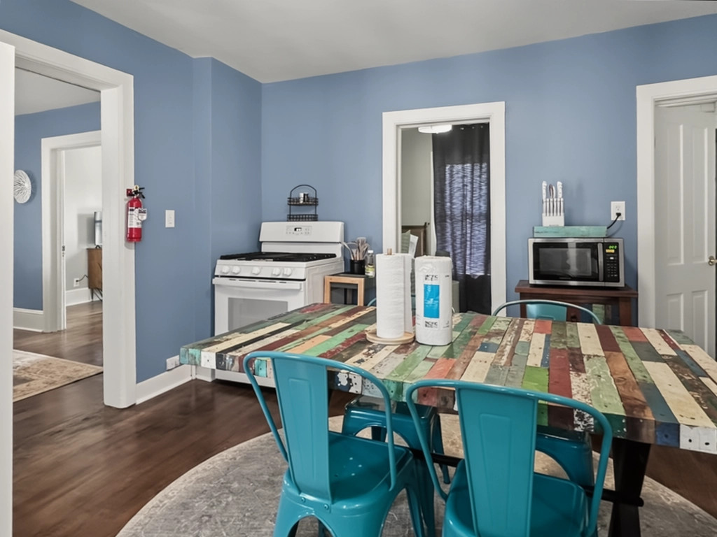 Another view of the kitchen