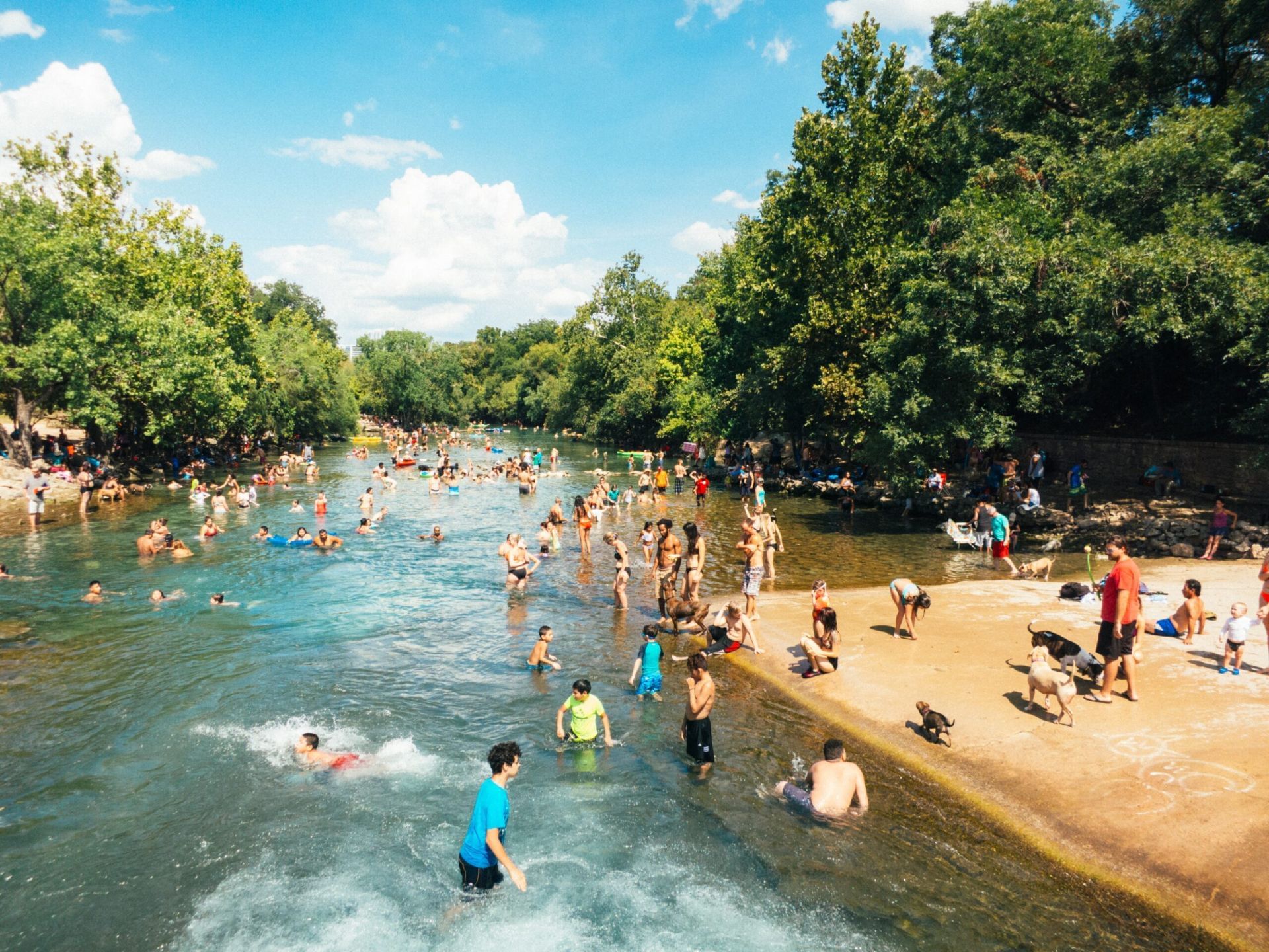 barton springs pool is mins away perfect for summer vacation