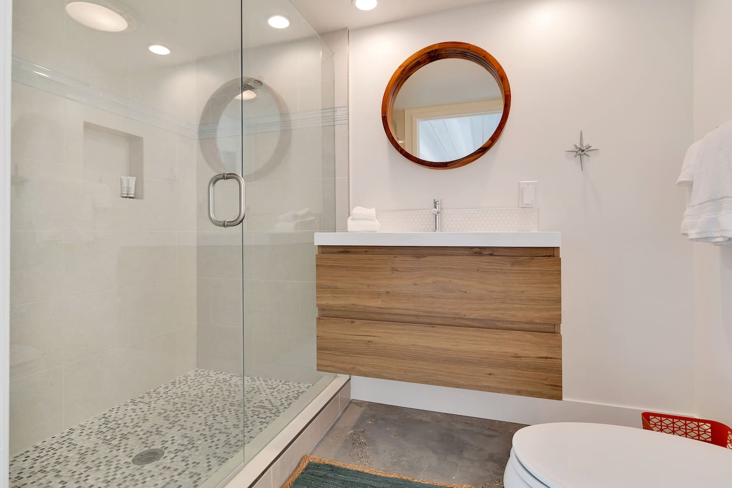 Casita bath with shower