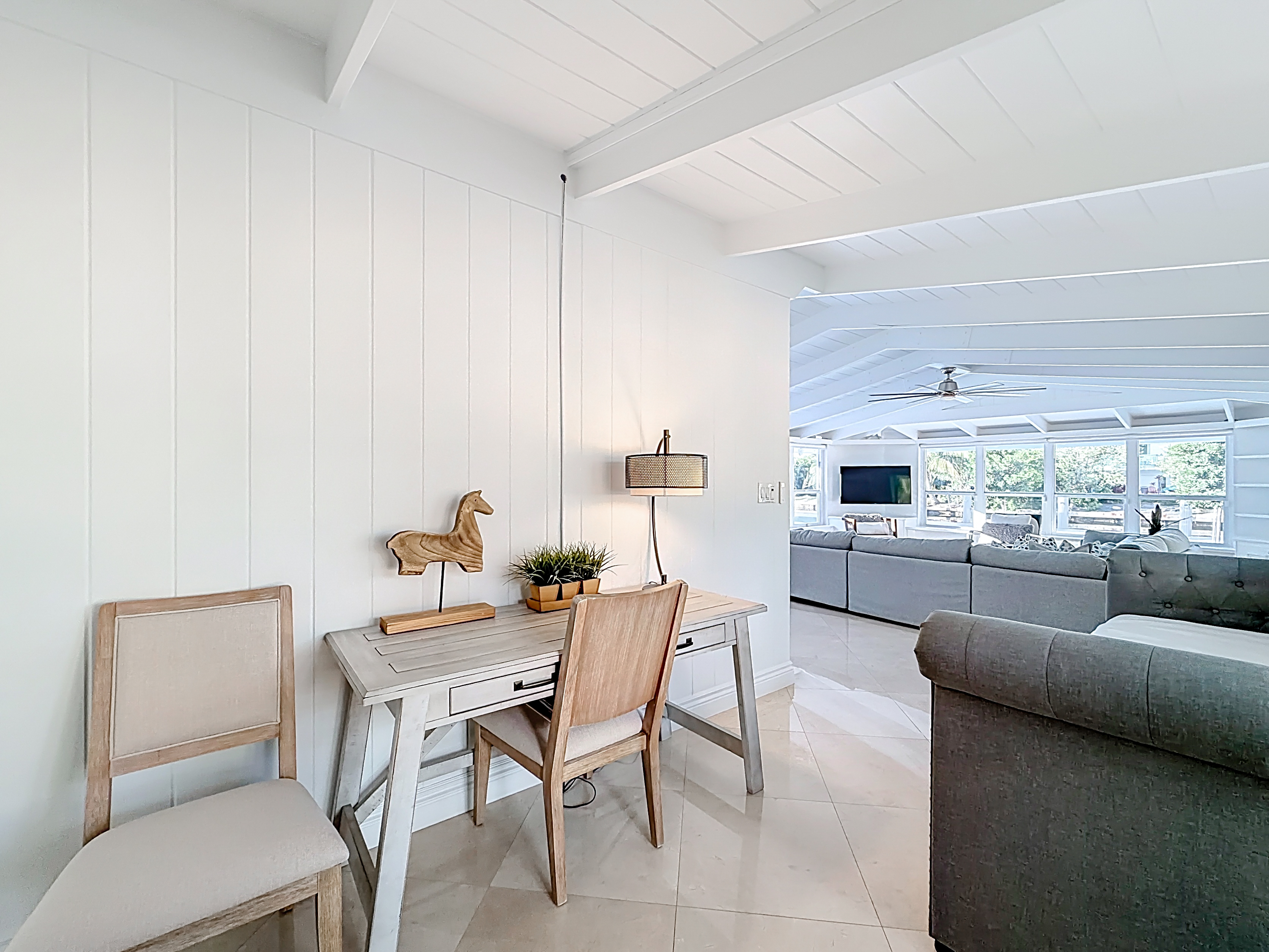 A great office nook when you need to work or just need a desk. 